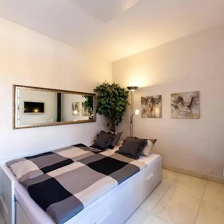 Holiday home Wellnatura Mit Sauna, Kamine, Badewanne Arta